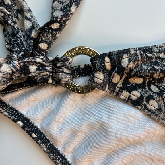 Victoria’s Secret Tie Side Swimsuit Bottoms🌟 - Picture 5 of 10